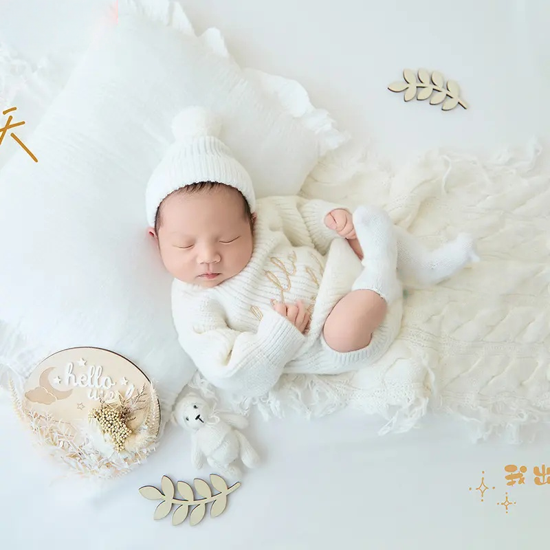 White Nordic Home Set - Newborn Photography Props - Image 4